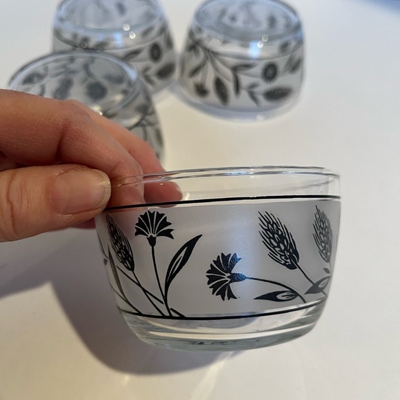 Vintage Libby Frost Dessert/ Snack Bowls Glass Wildflower/ Wheat Set of 5 - Picture 3 of 7